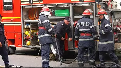 Incendiu la Casa de Pensii Arges. Angajatii au fost evacuati