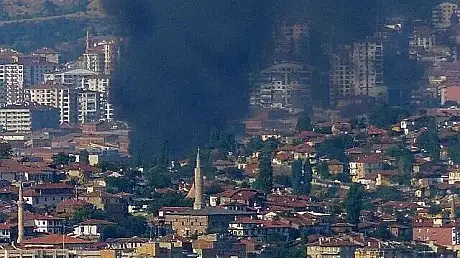 Incendiu puternic intr-un cartier din Ankara