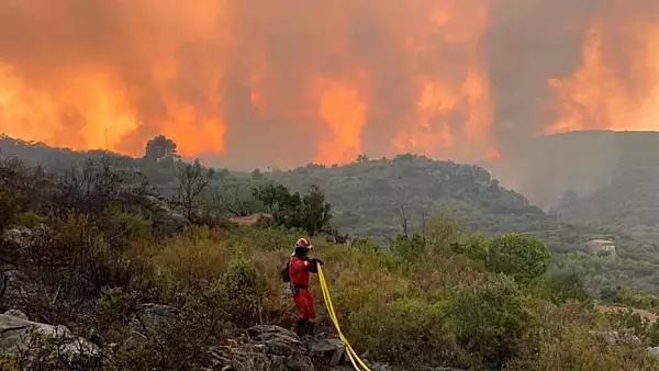 Incendiu URIAS in Spania - Peste 500 de persoane evacuate, dupa ce 10 mii de hectare de vegetatie au luat foc - VIDEO