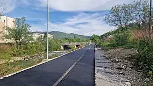 INCREDIBIL ABUZ INSTITUTIONAL – Pista de biciclete din Viseu de Sus, construita pe un teren pe care nu il detine, pe digul administrat de Apele Romane: terenul,