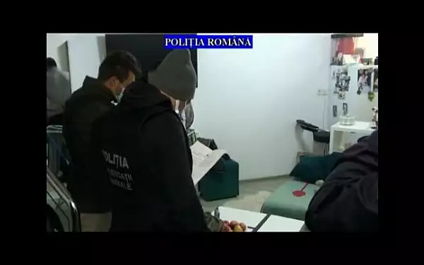 Interceptari. Membri ai Lotului Olimpic al Romaniei, dar si un politist de
la Serviciul Pasapoarte, implicati in scandalul vaccinarilor fictive din Prahova
