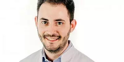 INTERVIU Dr. Matei Bara, medic specialist: ,,Radioterapia e tintita. Nu mai vorbim, ca acum 20 de ani,
de o toxicitate foarte mare"