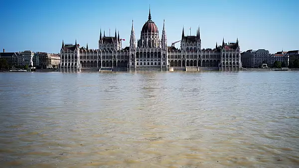 Inundatii apocaliptice in Romania. Cand ajunge viitura de pe Dunare, care a inundat Budapesta, la noi in tara