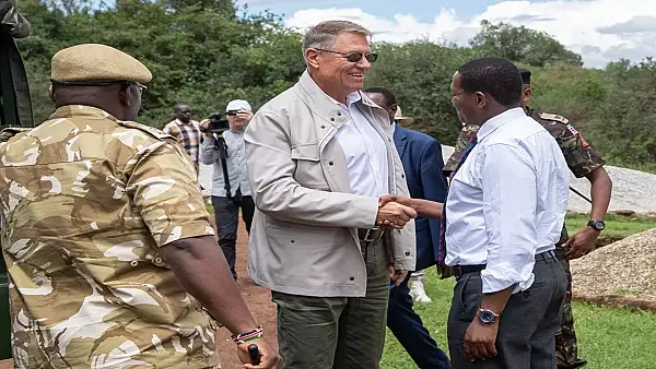 Iohannis, la final de turneu african. Cum a comentat presedintele perceptia romanilor despre ,,vacanta exotica si foarte costisitoare"