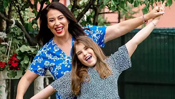 Isabela, fiica Oanei Roman, face munca de influencer. Copila promoveaza produse de ingrijire pe Instagram-ul mamei sale 