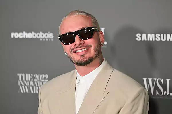 J. Balvin nu mai arata cum il stiau romancele! Transformarea lui e uriasa, seamana cu o vedeta din Romania