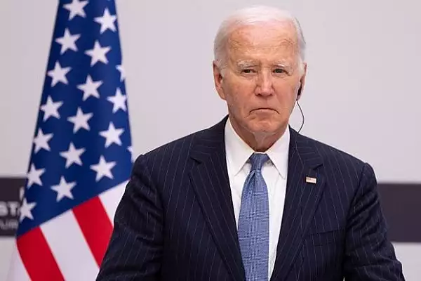 Joe Biden, tot mai presat sa se retraga. Zeci de congresmeni se pregatesc sa-i ceara sa iasa din cursa, desi e sustinut inca de unii democrati influenti. Ce l-a