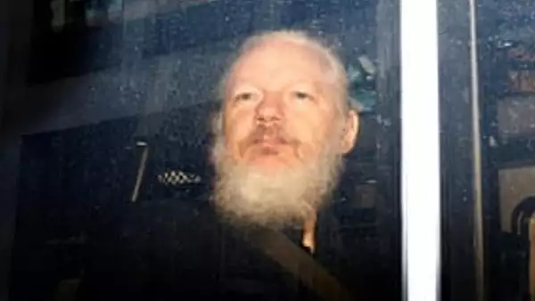 Justitia britanica a amanat extradarea lui Julian Assange in Statele Unite si cere garantii ca nu va fi condamnt la MOARTE