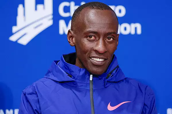 Kelvin Kiptum, pierdere uriasa pentru Nike: cu cat se vand incaltarile cu care a facut record mondial FOTO