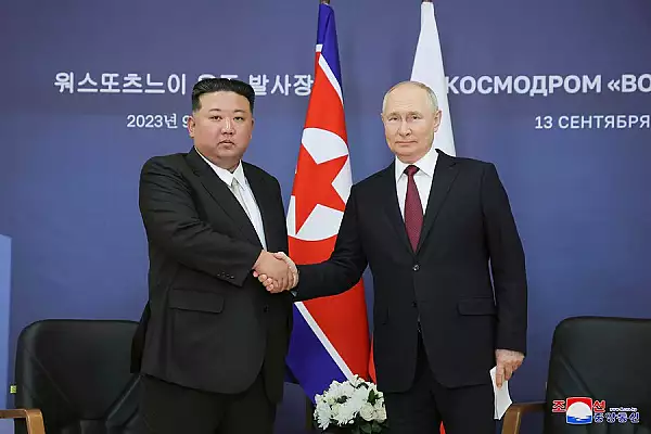 Kim Jong-un se lauda cu relatia ,,invincibila" cu Rusia. Putin viziteaza Coreea de Nord