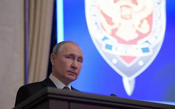 Kremlinul acuza SUA de amestec in afacerile interne, dar pastreaza usa deschisa pentru discutii cu Biden