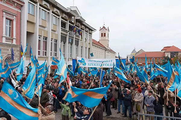 Lobby in Parlament pentru autonomia Tinutul Secuiesc