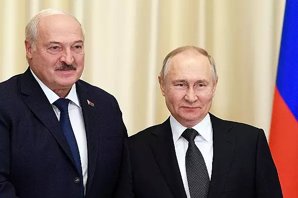 Lukasenko a anuntat inceperea transferului de arme nucleare pe teritoriul tarii sale