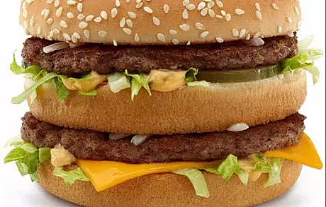 Mananci la McDonald's? Ce efecte teribile are asupra performantelor sexuale