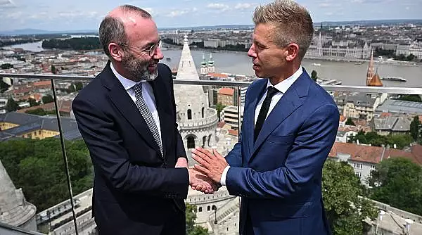 manfred-weber-ppe-e-gata-sa-primeasca-in-randurile-sale-noul-partid-ungar-de-opozitie-tisza.webp