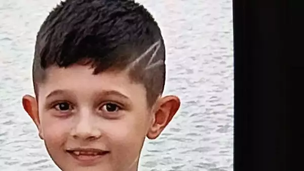 Mario Claudiu are 9 ani si a fost dat disparut de acasa! Cine are informatii despre minor este rugat sa sune la 112