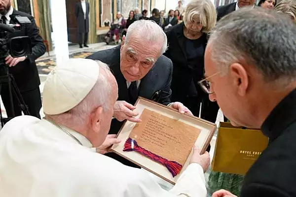 Martin Scorsese s-a intalnit cu papa Francisc la Vatican si a anuntat ca va realiza un film despre Isus