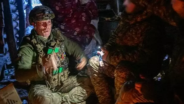 medicul-de-lupta-britanic-care-a-salvat-200-de-soldati-ucraineni-a-murit-eroismul-lui-nu-a-cunoscut-limite.webp