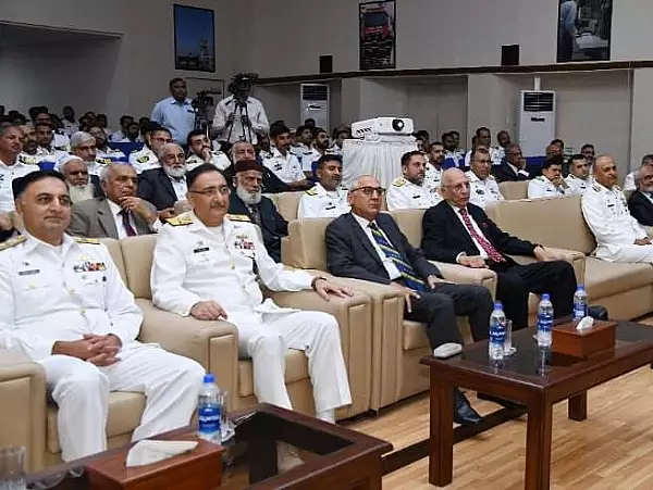 Militari si echipamente din 50 de tari vor participa la un exercitiu organizat de marina pakistaneza