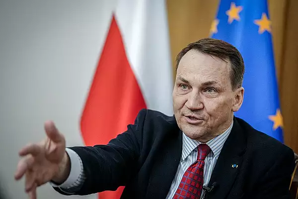 Ministrul de externe al Poloniei indeamna poporul rus ,,sa alunge de la putere asasinii si hotii"