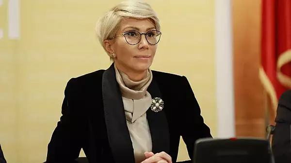 Ministrul Muncii - Raluca Turcan: ,,Alocatiile pentru copii cresc, de la 1 februarie, cu 20 la suta"