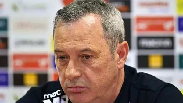 Mircea Rednic poate fi salvatorul echipei Dinamo. Reactia antrenorului dorit cu insistenta de alb-rosii