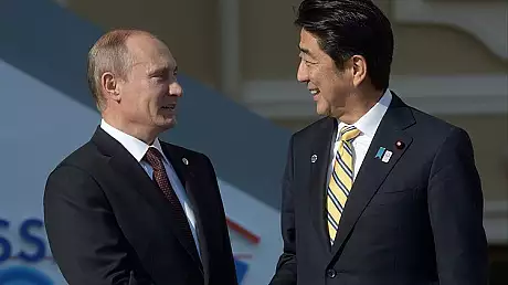 Moment istoric: Japonia si Rusia in fata unui tratat de pace, dupa 70 de ani