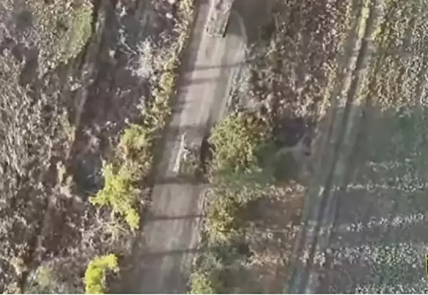 Momentul in care un tanc rusesc e prins in capcana si devine tinta usoara pentru dronele ucrainene VIDEO