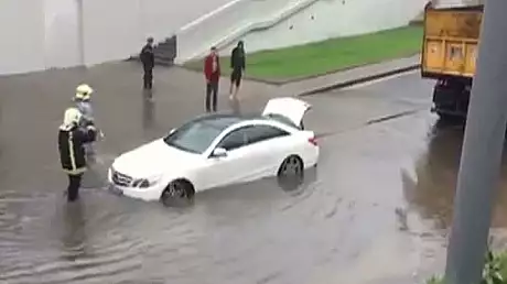 Moscova, acoperita de ape. Sunt cele mai rele inundatii de 130 de ani