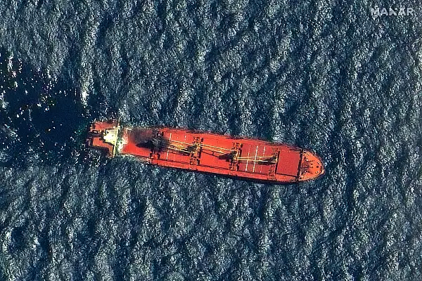 nava-rubymar-care-s-a-scufundat-in-marea-rosie-dupa-un-atac-houthi-reprezinta-o-posibila-catastrofa-de-mediu-spune-guvernul-yemenit.webp
