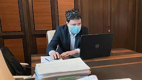 Nicusor Dan, masuri in privinta poluarii din Capitala: Politistii si comisarii de mediu vor masura calitatea aerului cu o statie mobila