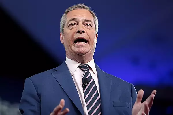 Nigel Farage, apostolul Brexit, ii canta in struna lui Putin: ,,Occidentul a provocat razboiul din Ucraina"