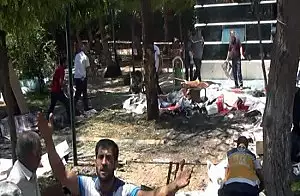 Nou atentat terorist in Turcia. Cel putin trei morti si 40 de raniti, dupa o explozie in apropierea unei sectii de politie. IMAGINI cu momentul exploziei