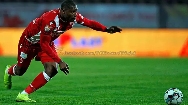 Noul atacant de la Dinamo, Joseph Akpala, criticat de la primul meci in ,,groapa''