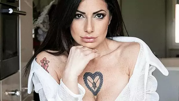 O actrita italiana de filme porno candideaza la sefia regiunii Lombardia: ,,Am propuneri serioase" FOTO