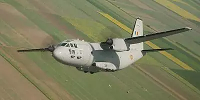 O aeronava C-27J Spartan a adus din Quatar, sambata, 250.000 de seringi si 100.000 de ace necesare campaniei de vaccinare