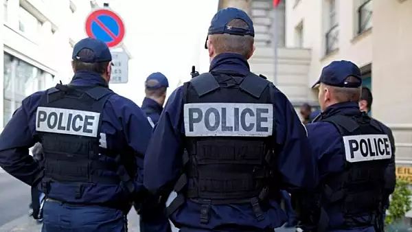 O banda de hoti romani, arestata in Franta. Prejudiciul de UN MILION de euro