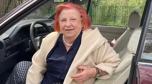 O batranica de 85 de ani din Germania a condus fara permis in ultimii 20 de ani. Cum a fost prinsa