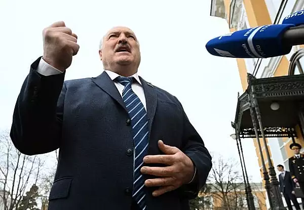 ,,O singura miscare” risca sa provoace ,,Apocalipsa nucleara”, avertizeaza aliatul lui Putin, Aleksandr Lukasenko