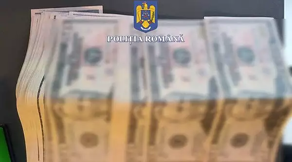 O tanara din Bucuresti a furat banii parintilor si a inlocuit bancnotele cu unele false