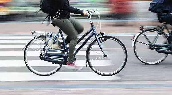 orasul-din-europa-care-ofera-bani-celor-care-merg-cu-bicicleta-autoritatile-au-alocat-fonduri-de-12-milioane-de-euro.webp