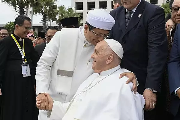 Papa Francisc, tinta unor amenintari teroriste in Indonezia. Sapte persoane au fost retinute