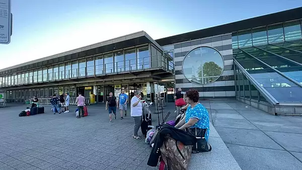 Pasagerii zborurilor intarziate nu vor mai fi despagubiti, daca aeroportul are personal insuficient | DOCUMENT