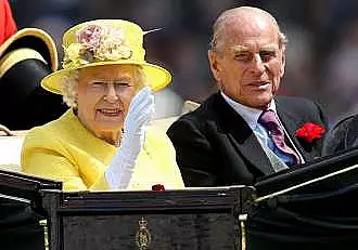 Pe cine a vrut sa ia de sotie Printul Philip. Nu Regina Elisabeta a II-a a fost prima varianta: ,,A inceput sa planga cand a plecat"