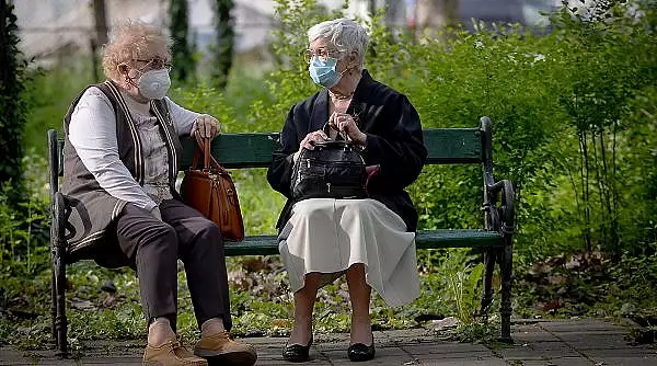 Pensii 2021. Klaus Iohannis a promulgat legea privind cumpararea vechimii in munca