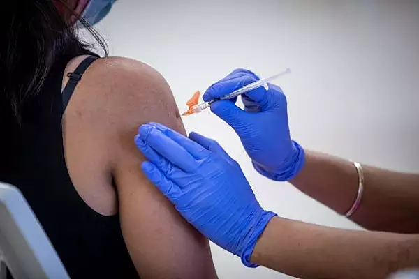 Peste 41.000 de persoane, vaccinate in ultimele 24 de ore. Numarul celor imunizati cu prima doza se apropie de 6 milioane