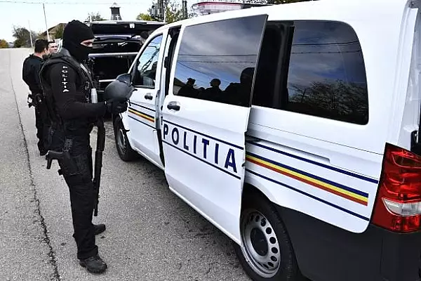 Peste 50 de actiuni de amploare privind infractiunile economice, efectuate de politisti in ultimele doua saptamani