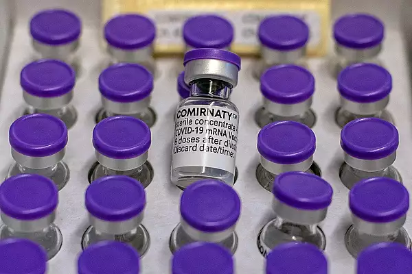 pfizer-vs-romania-a-fost-stabilit-un-calendar-al-procesului-compania-farmaceutica-solicita-plata-pentru-aproape-29-de-milioane-de-doze-de-vaccin-anti-covid.webp