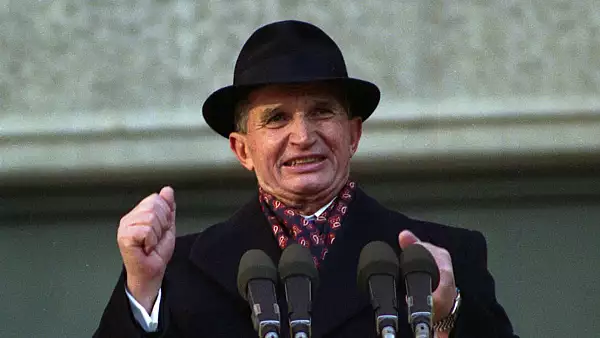 Planul nebunesc al lui Ceausescu. Cum voia sa asigure incalzirea Bucurestiului in anii `90?