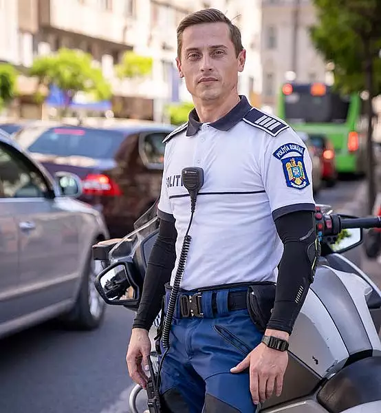 Povestea impresionanta a unui politist care a supravietuit unui accident grav de motocicleta: ,,A prins din nou aripi!"